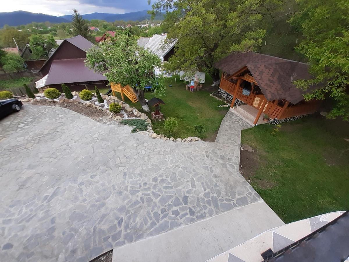 Casa Dintre Pini Păltinoasa Exterior foto